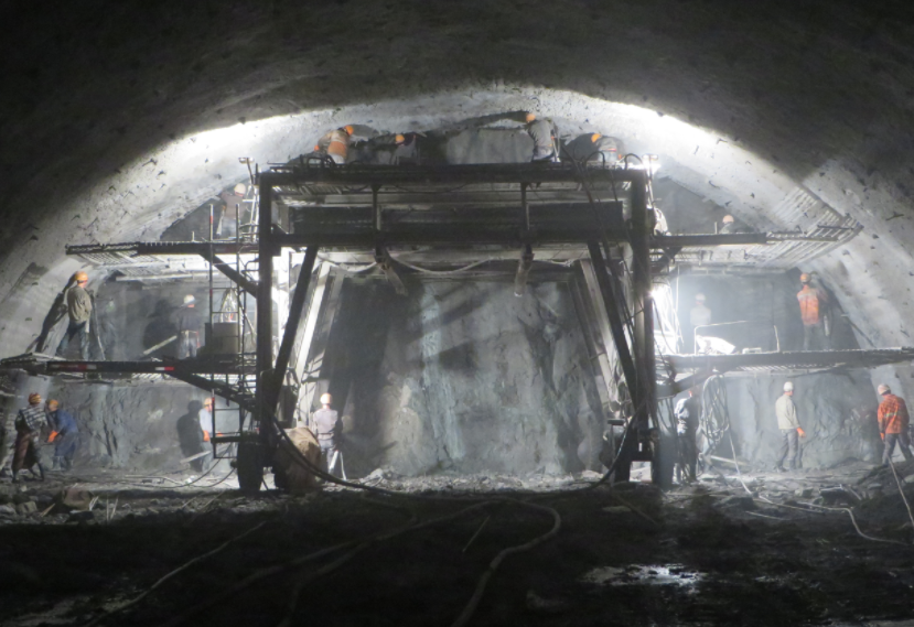Zhoushan Jintang Shang&rsquo;ao to Jintang Interchange Dredging and Highway Tunnel Excavation Projec